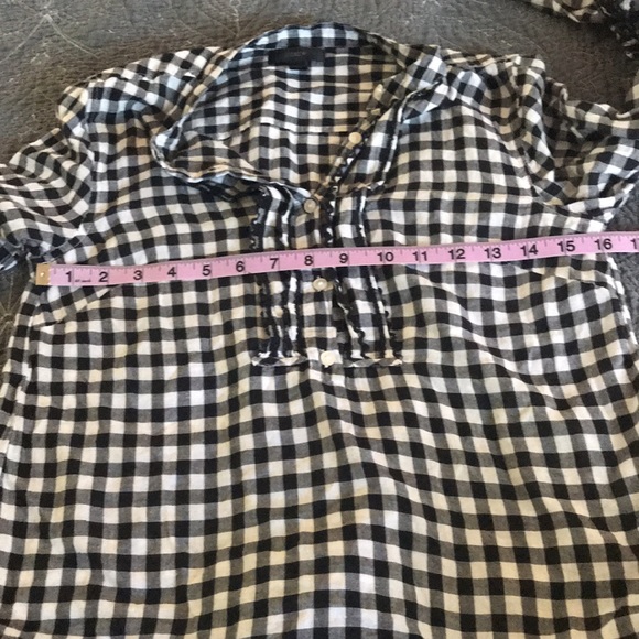 J.crew- black & white Gingham blouse-0 - Picture 14 of 16